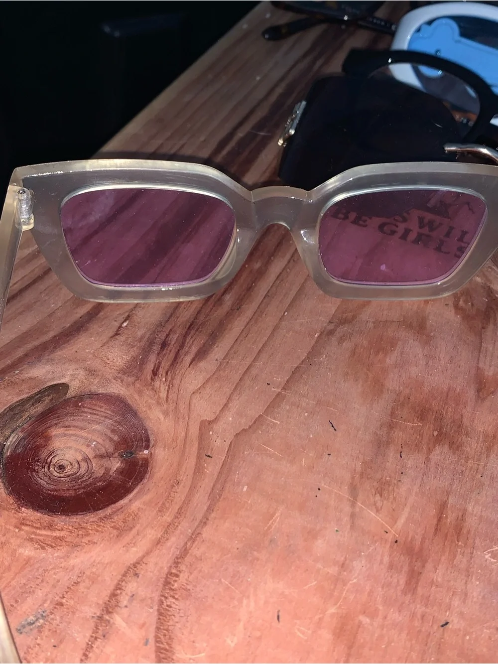 Source Unknown Translucent Frame Sunglasses with Purple Lenses